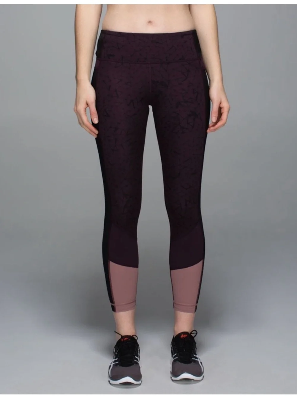 Lululemon Trail Bound 7/8 tights full on luxtreme in Star Crushed Black Cherry 4